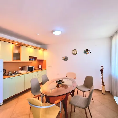 Apartment Romance-place For Family & Friends